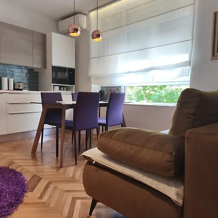 Il Verde, Two Bedroom With Two Bathrooms * Split