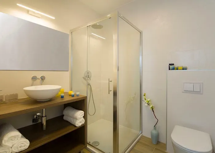 Il Verde, Two Bedroom With Two Bathrooms * سبليت